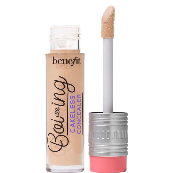 Brand new benefits cakeless concealer in 4.25 carry-on - Picture 1 of 5